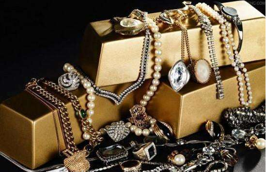 [时尚快讯]Pandora珠宝第四季度利润猛涨52% Tiffany低端市场面临严峻挑战